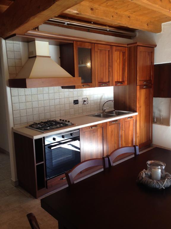Challand Saint Victor Maison Des Challant מראה חיצוני תמונה